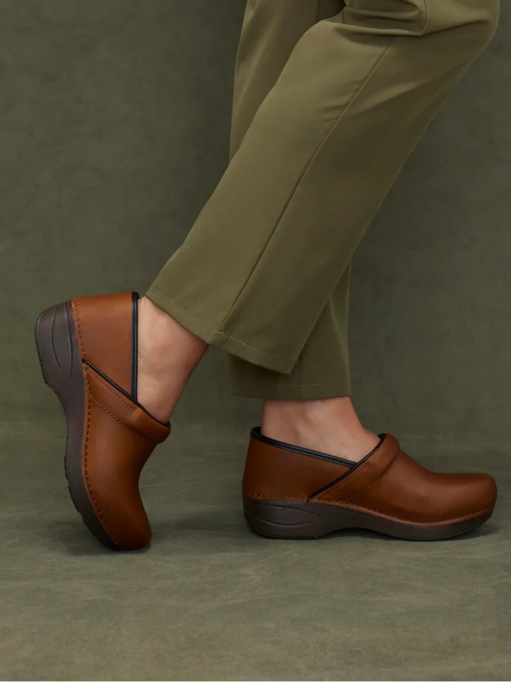Dansko XP 2.0 shoes